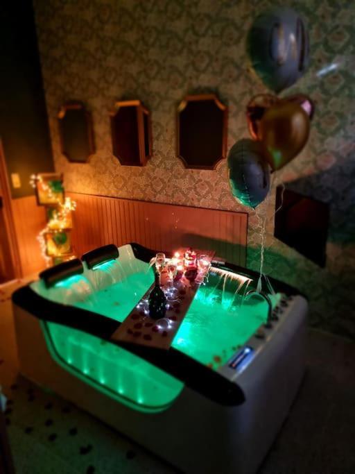 Royal Room Jacuzzi Haut De Gamme Centre Ville มูลูส ภายนอก รูปภาพ