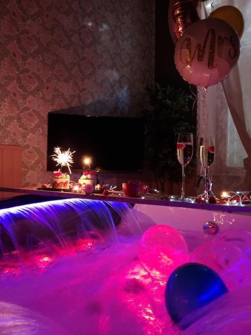 Royal Room Jacuzzi Haut De Gamme Centre Ville มูลูส ภายนอก รูปภาพ